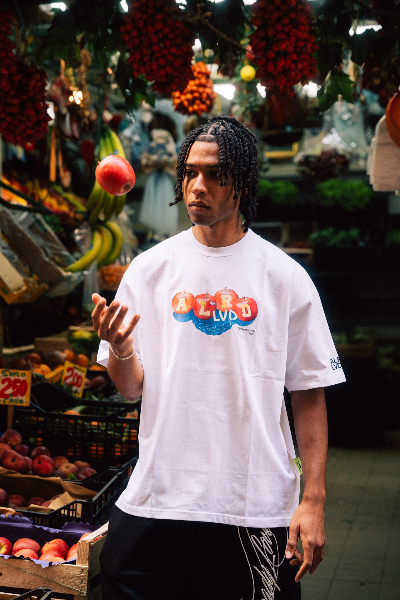 "Bite me like an Apple" T-shirt™ S/s 2026