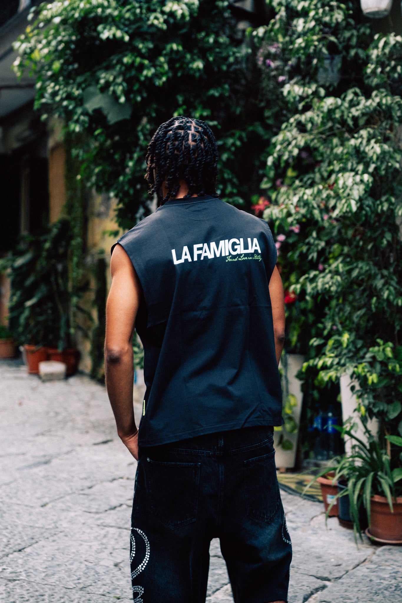 "Found Love in Italy" Black Sleeveless™ S/s 2026
