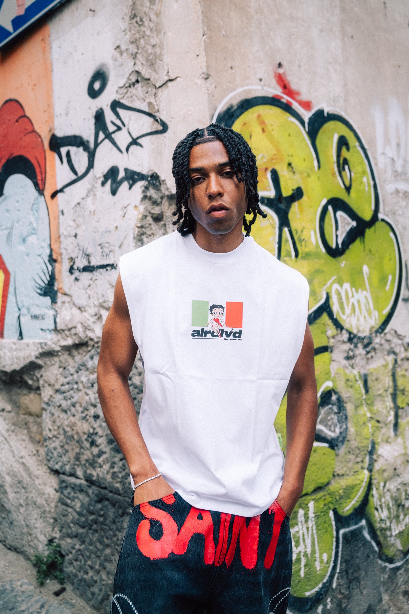 "Found Love in Italy" White Sleeveless™ S/s 2026